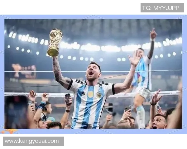 小国足球奇迹崛起：那些改变历史的低调球星与背后的故事